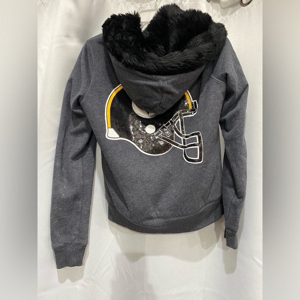 VS PINK NFL Pittsburgh Steelers Faux Fur Sequin Bling Jacket BNWT SZ Medium - Picture 3 of 10